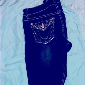 New really cute women’s jeans